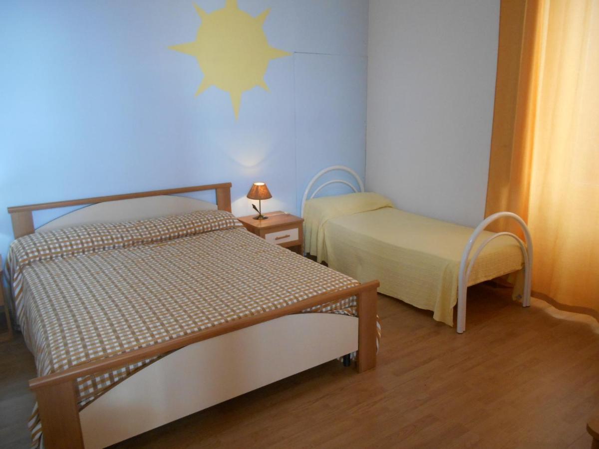 Al Villino Sunshine In Villa Con Piscina Ed Idromassaggio SantʼAlfio Exterior foto