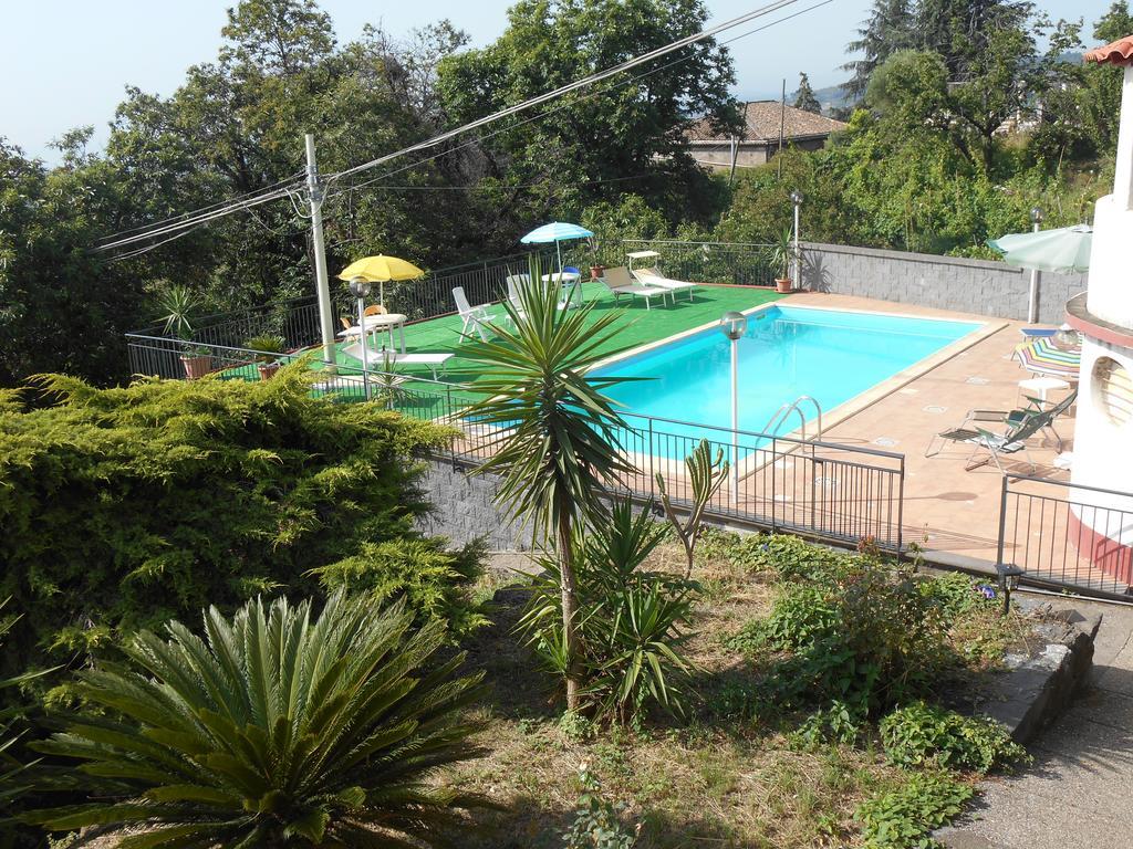 Al Villino Sunshine In Villa Con Piscina Ed Idromassaggio SantʼAlfio Exterior foto